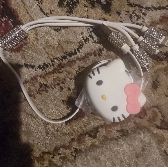 ✨ Hello Kitty Pink Bow Phone Charger – Must-Have Collector’s Item ✨Bring charm - Picture 5 of 9
